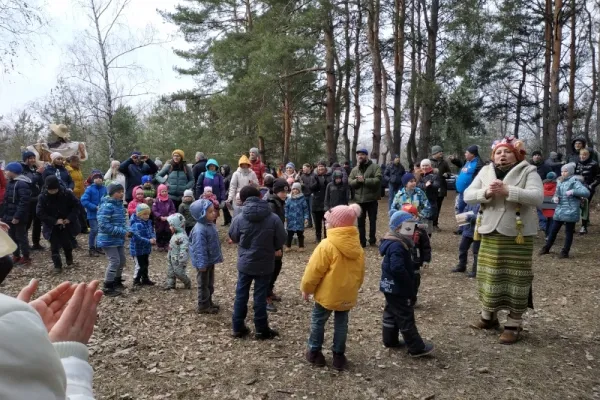 МАСЛЯНА НА ДОЛОБЕЦЬКОМУ ОСТРОВІ В ГІДРОПАРКУ