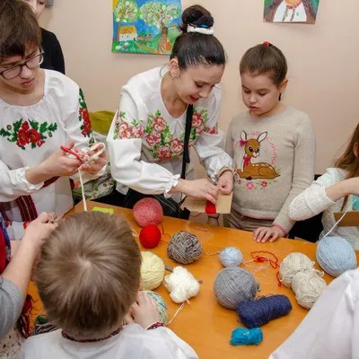 БАГАТОДІТНІ РОДИНИ ШАНУЮТЬ ТАРАСА ШЕВЧЕНКА