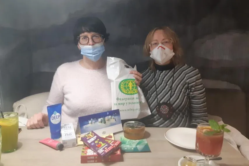 ВОЛОНТЕРИ ТА ЇХ ДІЯЛЬНІСТЬ