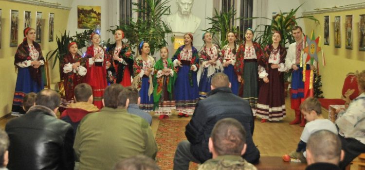 РІЗДВО У ПЕЧЕРСЬКОМУ ВІЙСЬКОВОМУ ГОСПІТАЛІ